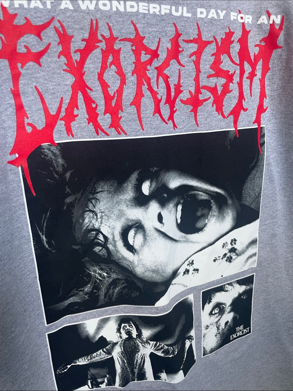 The Exorcist Men’s M Graphic Horror movie gray t shirt scary Halloween - Picture 5 of 5